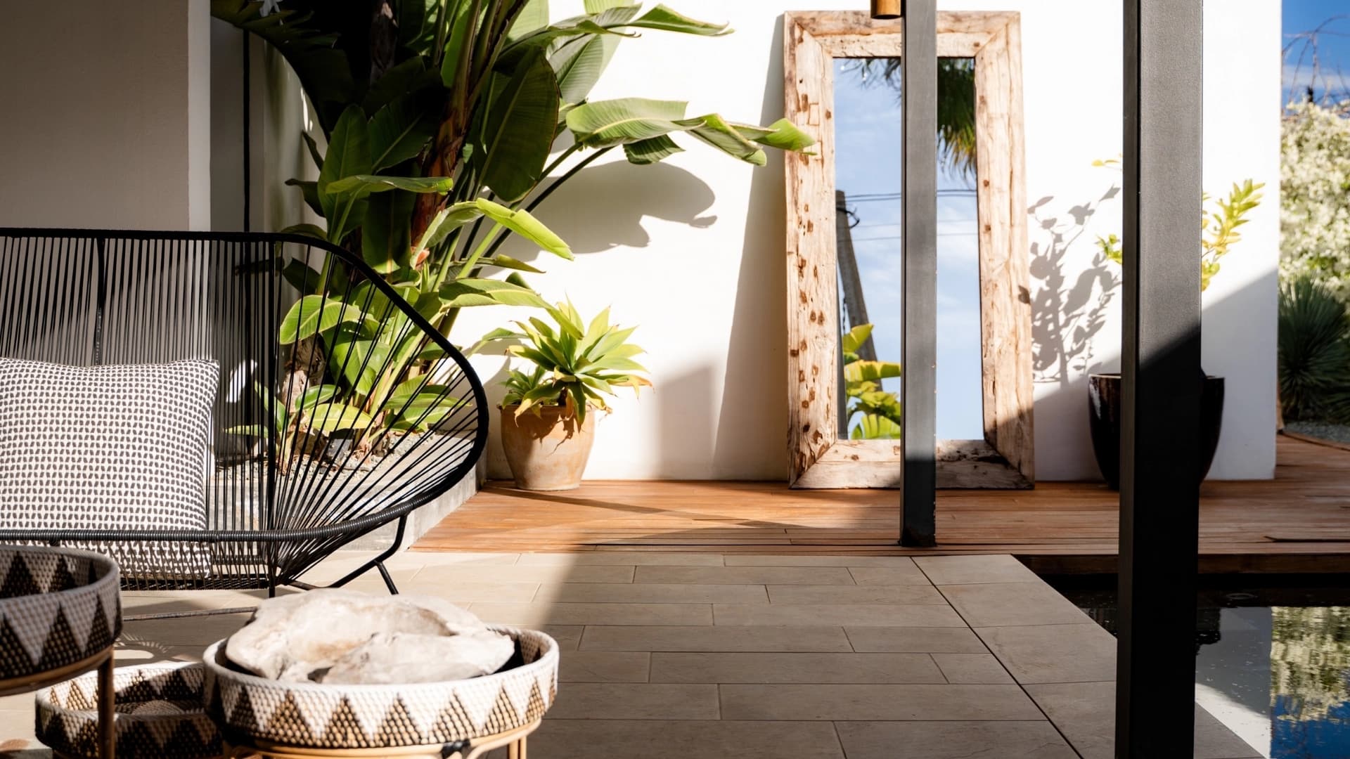 VILLA & RETREATS 34