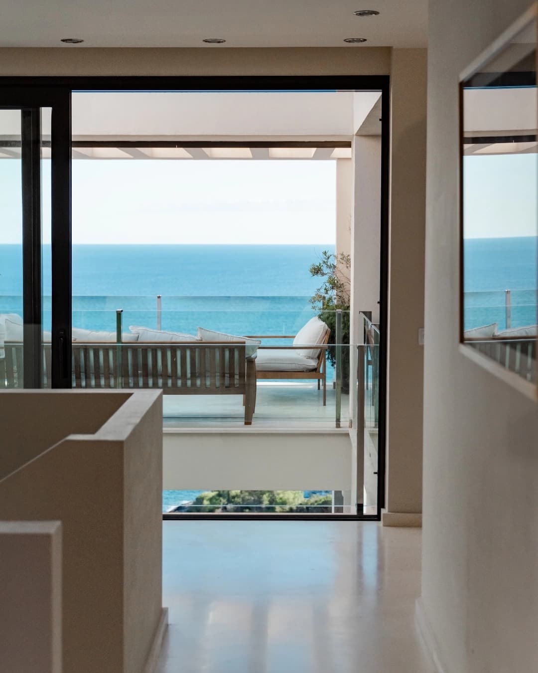 VILLA & RETREATS 7